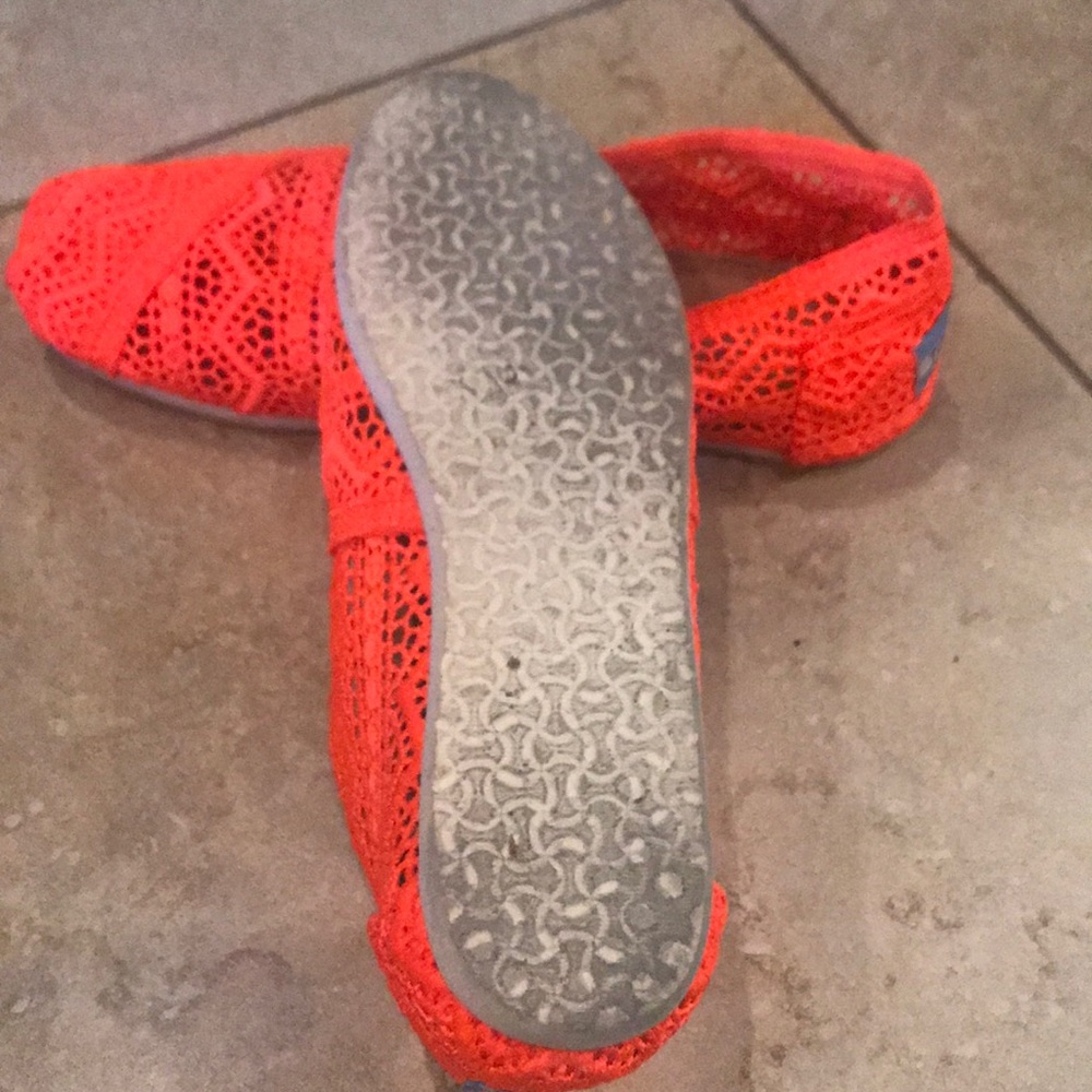 Toms women’s flat crochet Lace floral size 6 - Picture 5 of 7